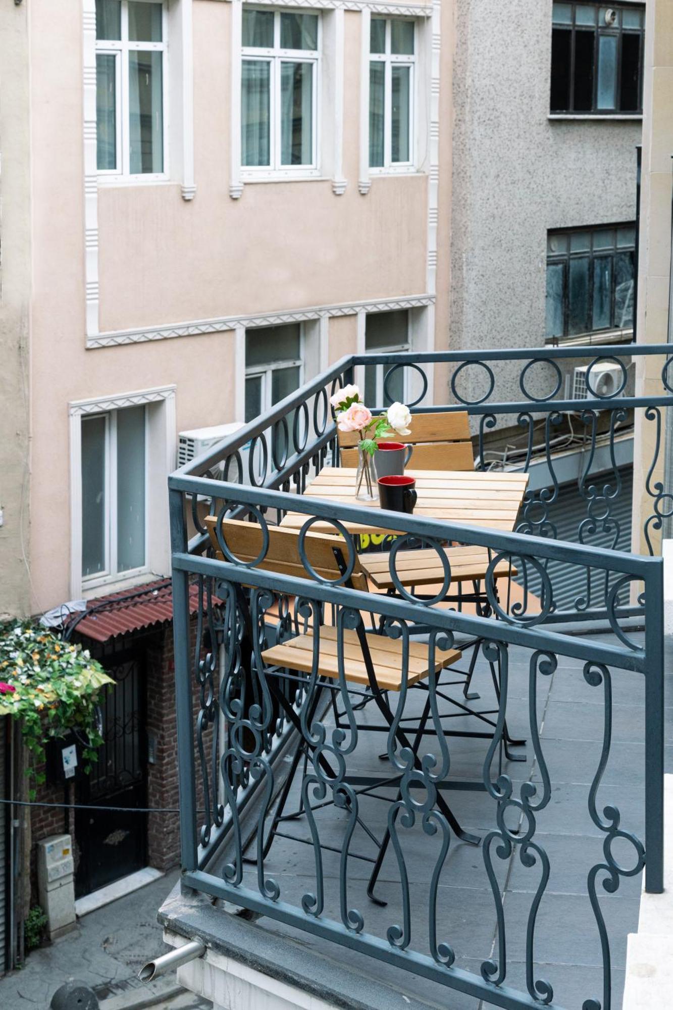 Nm Suites Beyoglu Istanbul Exteriör bild